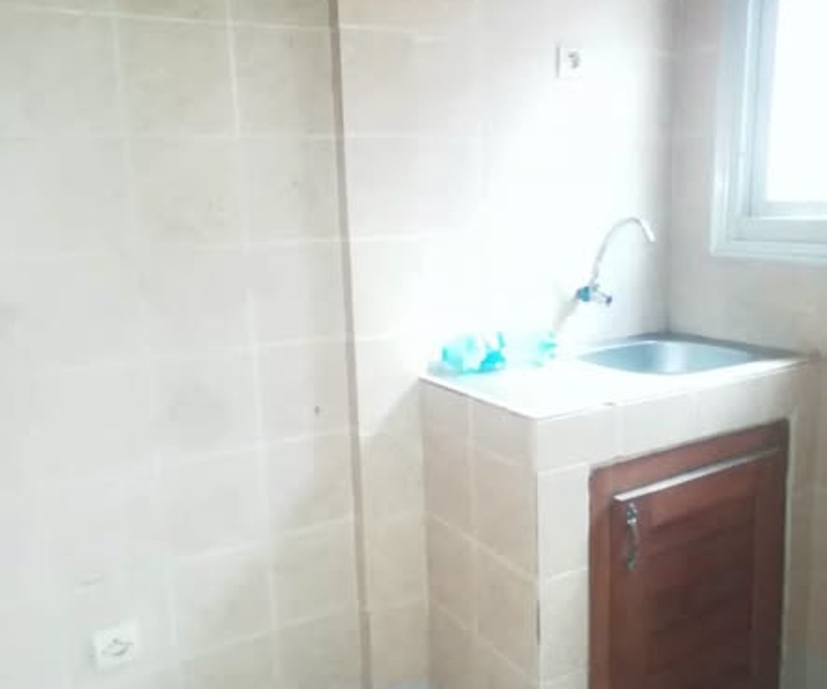 Studio à louer à Odza - Yaoundé