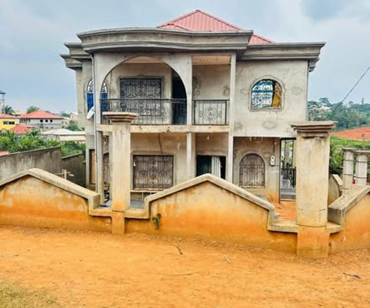 Duplex à vendre à Nkolnda, Yaoundé