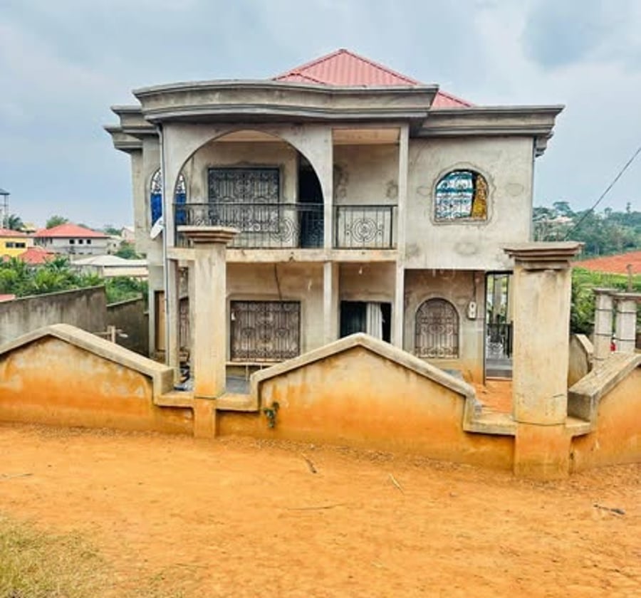 Duplex à vendre à Nkolnda, Yaoundé