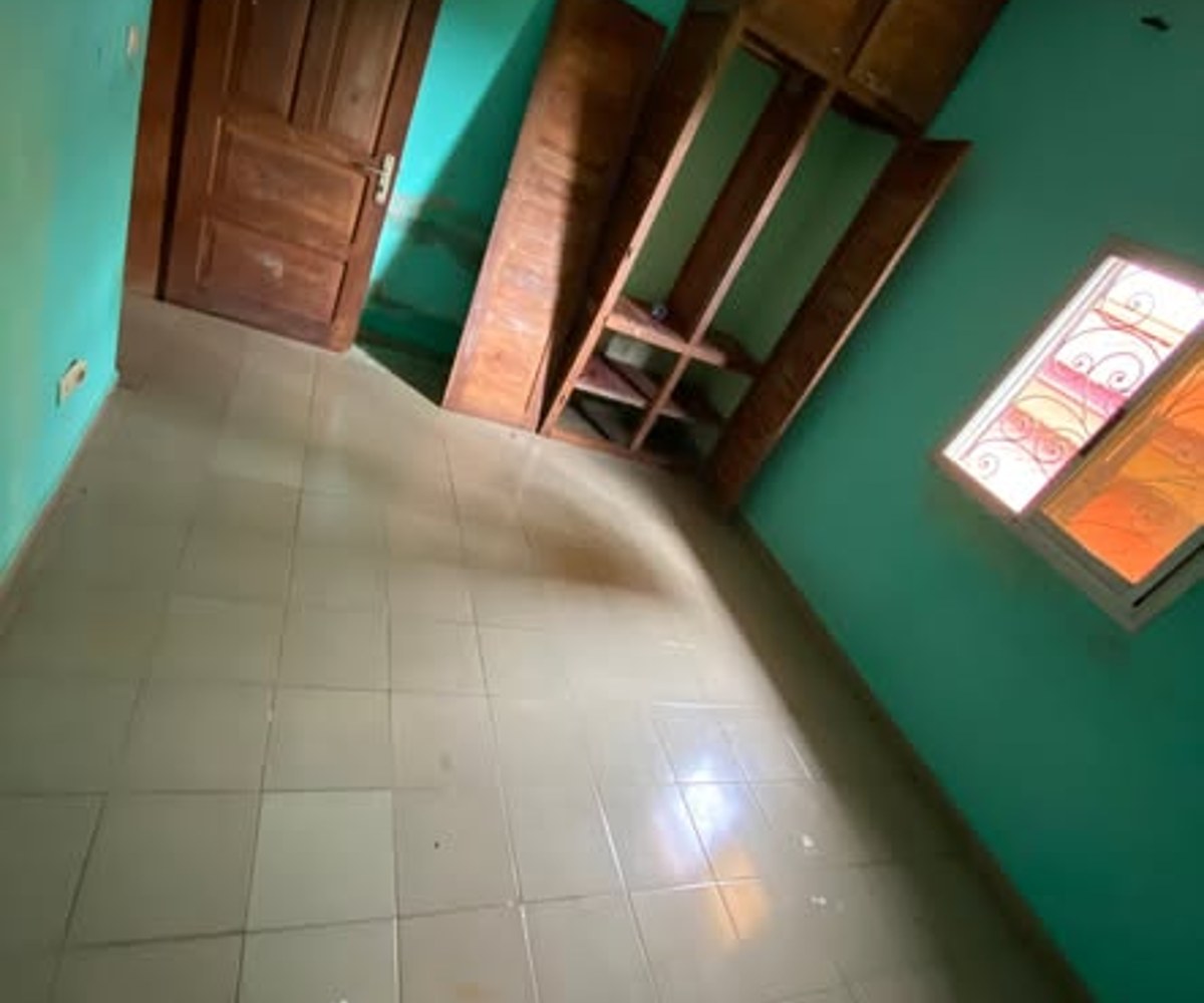 Appartement 2 chambres à Tsinga Village