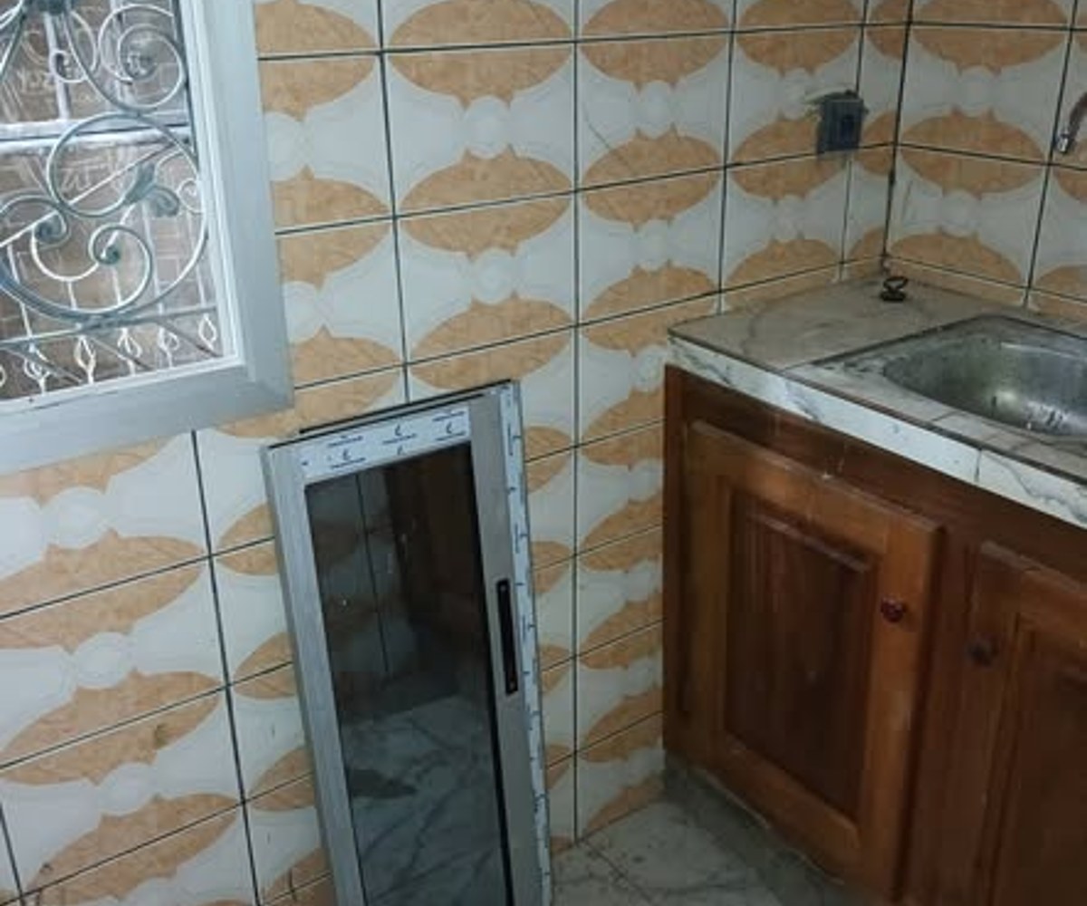 Studio moderne à louer à Ndogbong Bifaga