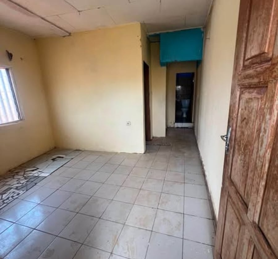 Studio moderne à louer - Mendong