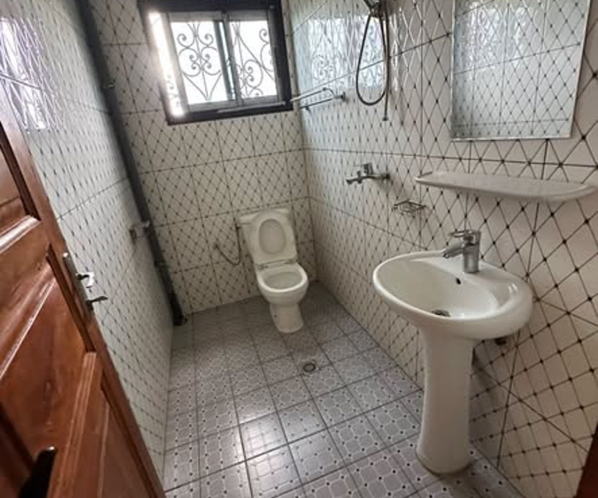 Vaste studio moderne à Yassa (Douala)