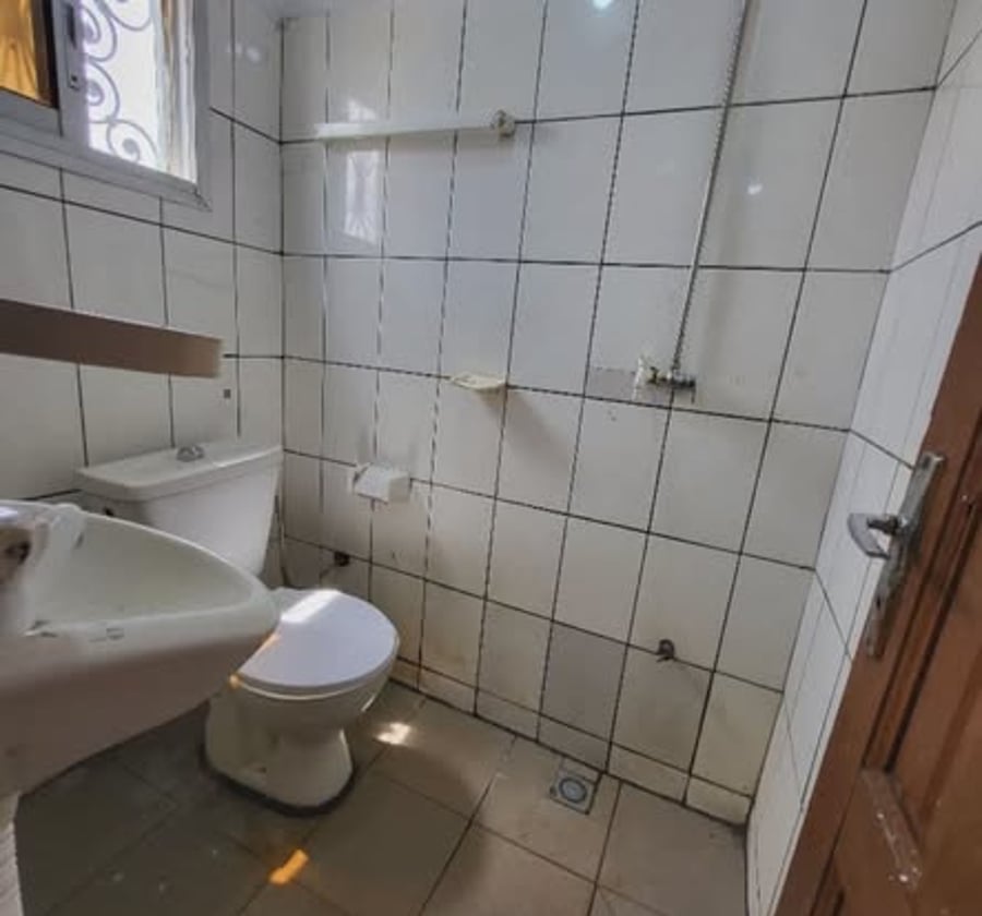 Appartement moderne à Biyem-Assi Acacia
