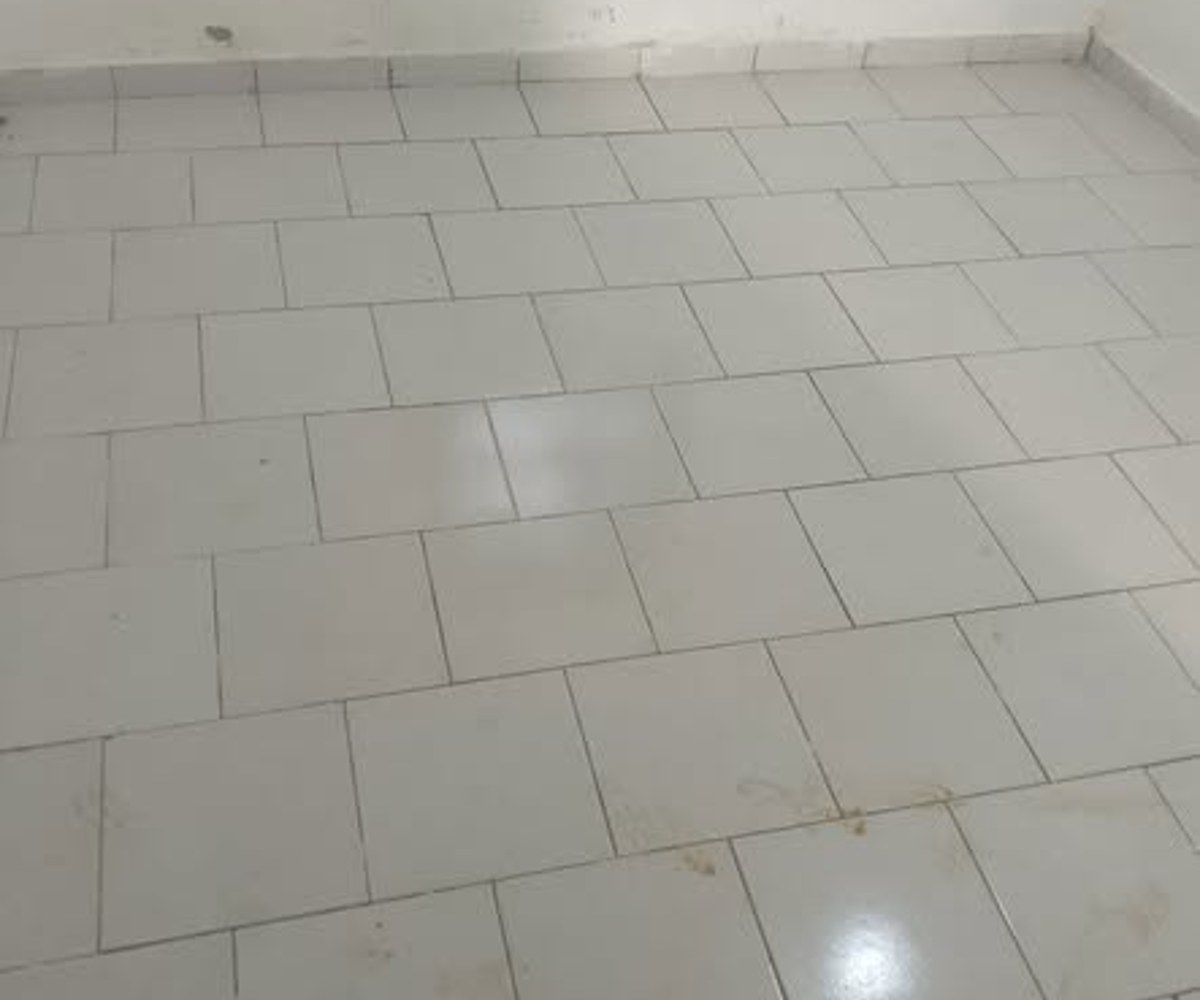 Chambre moderne à Nkoabang