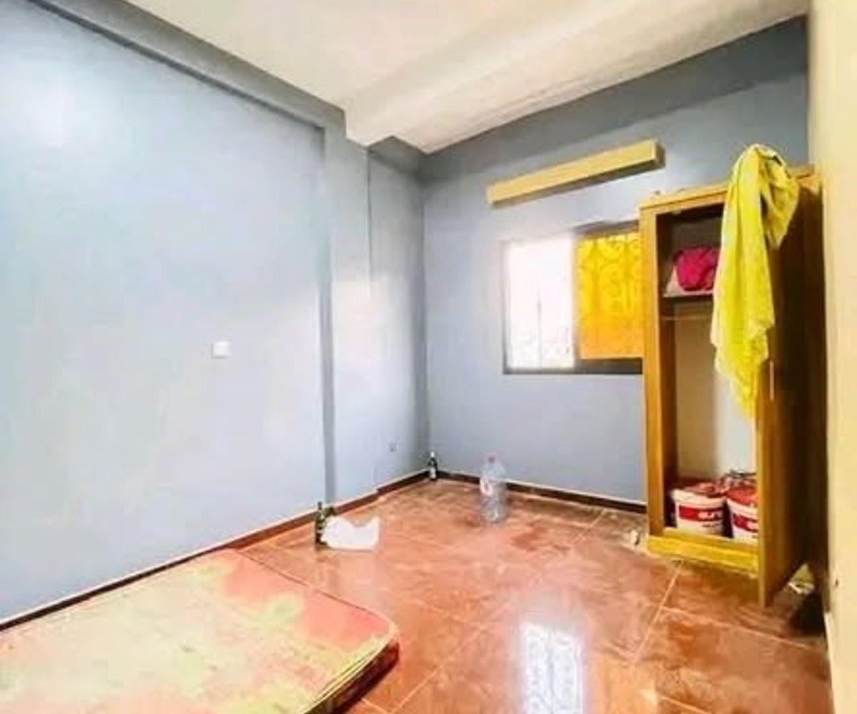 Studio moderne 4 pièces à louer - Cité des Palmiers