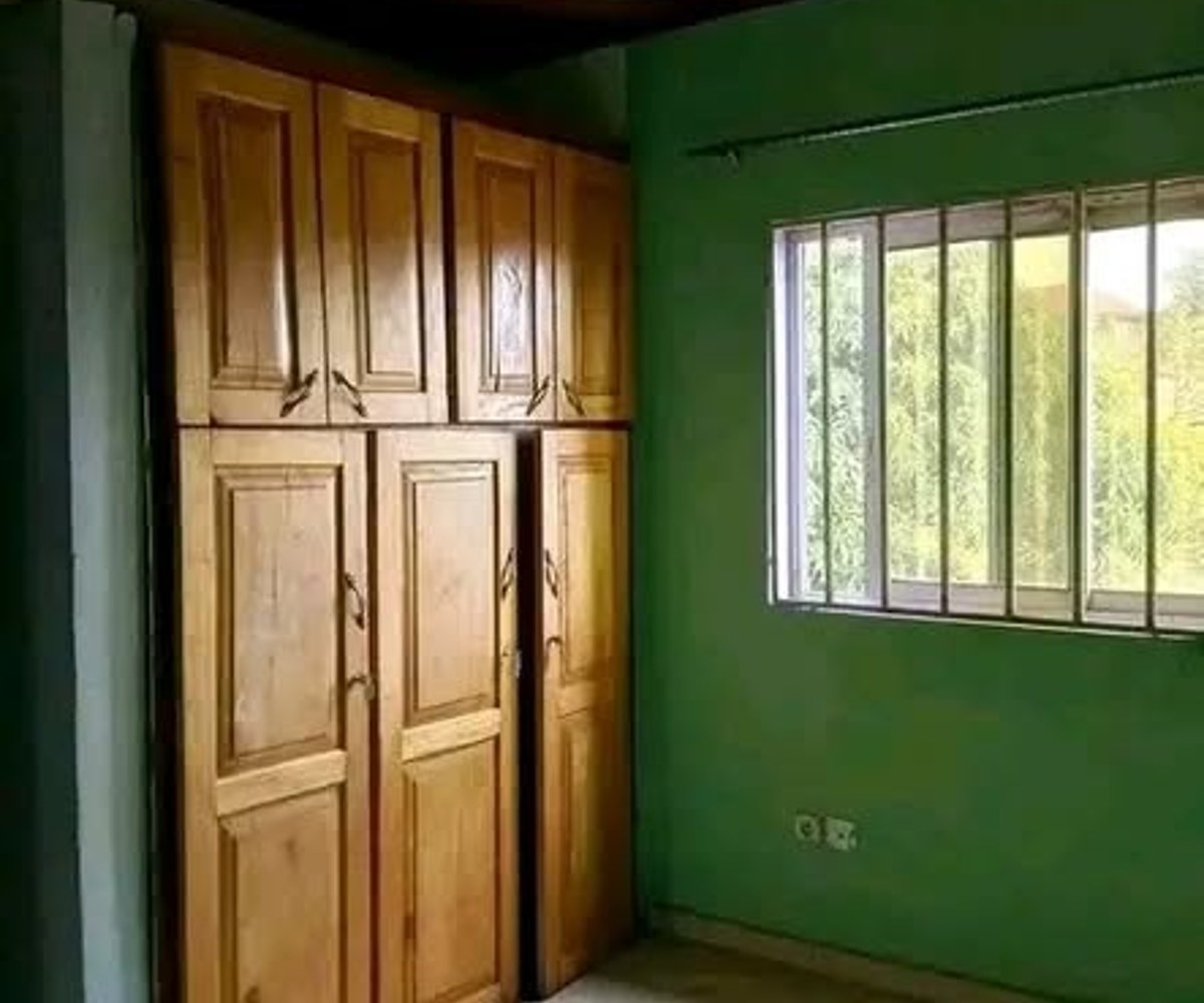 Appartement à louer à Ekounou Marie Albert (3 chambres)