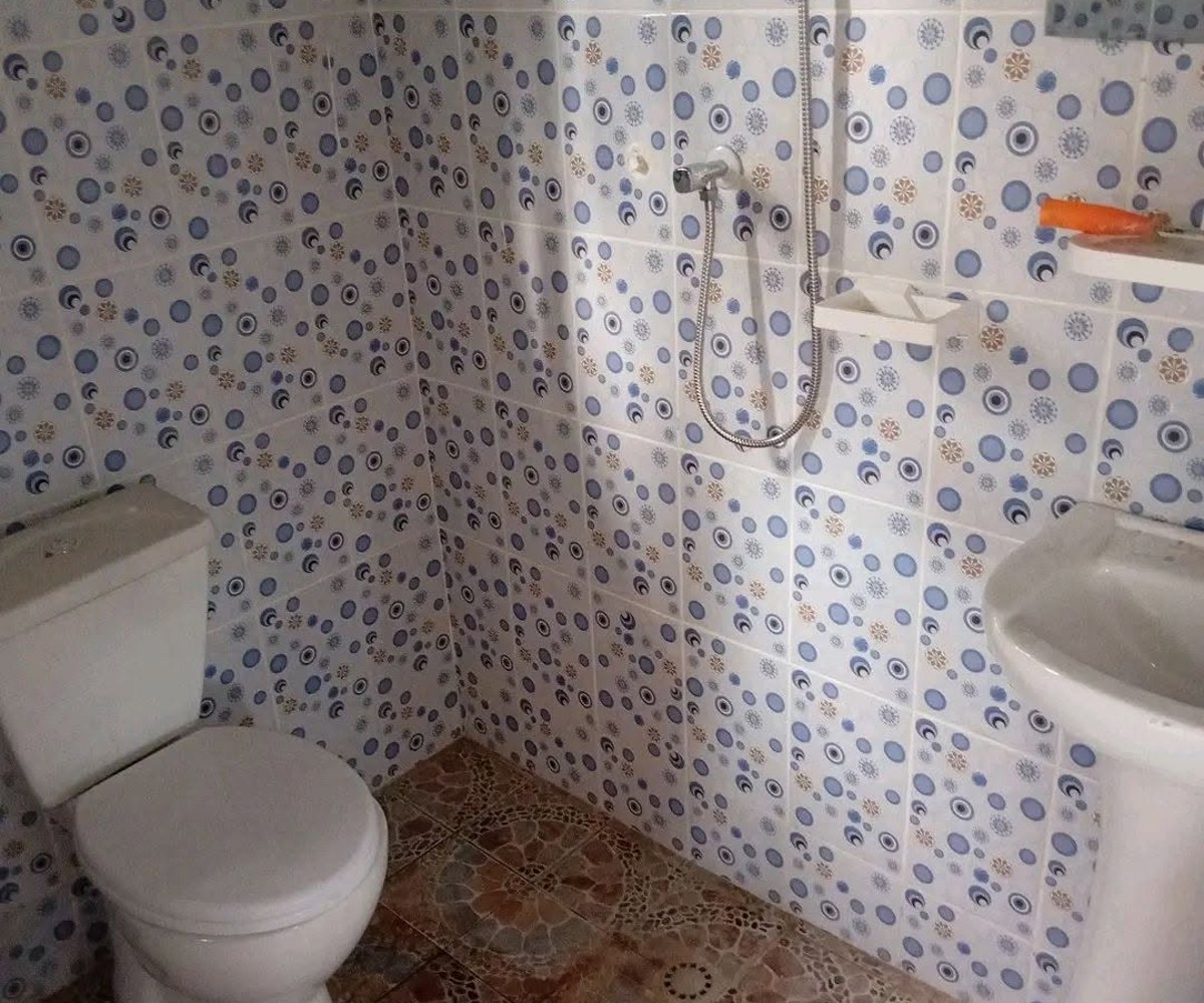Chambre moderne à louer - Carrefour Bassong