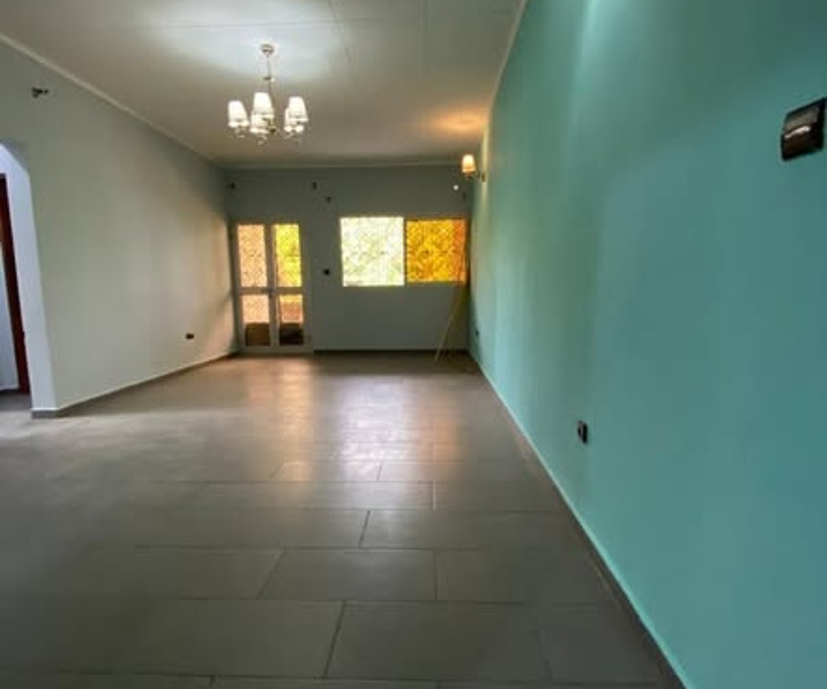 Studio moderne à louer à Beedi