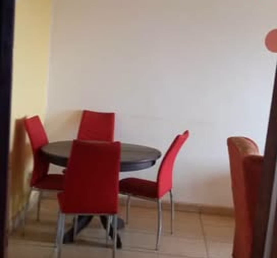 Appartement 3 chambres à louer - Ekié, Yaoundé
