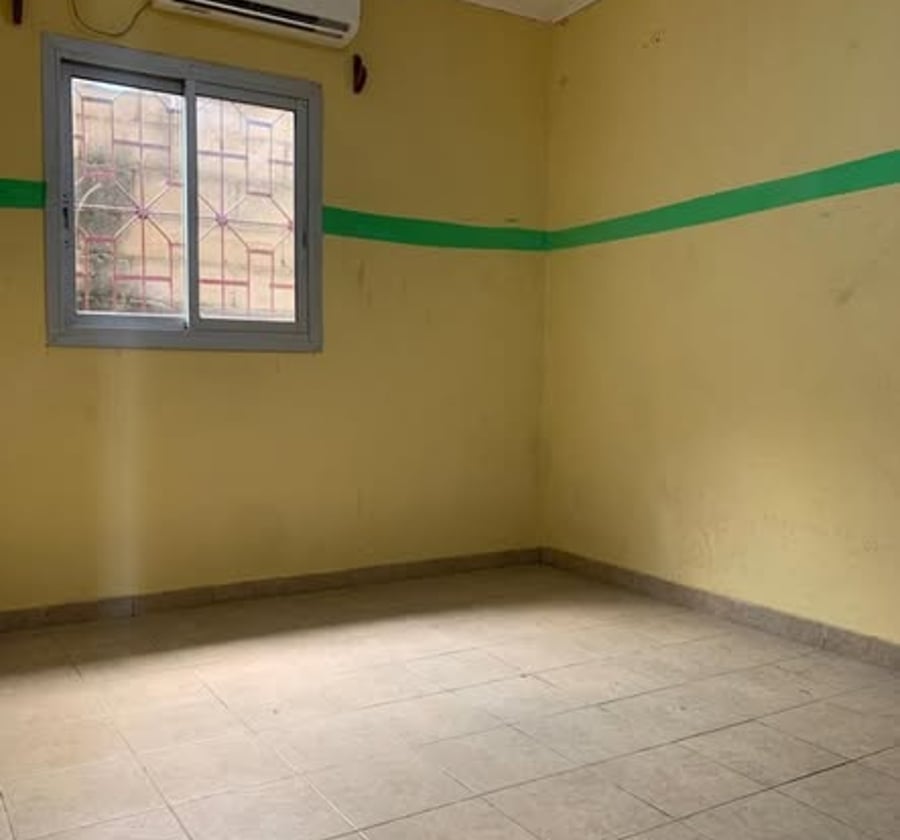 Studio moderne à louer à Yassa