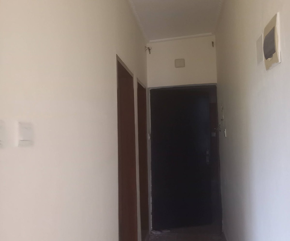 Studio moderne staffé - Ndogbong
