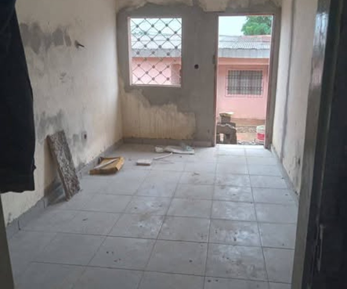 Chambre moderne à louer à Biyem-Assi
