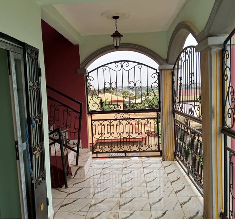 Appartement haut standing à Etoudi – 2 chambres