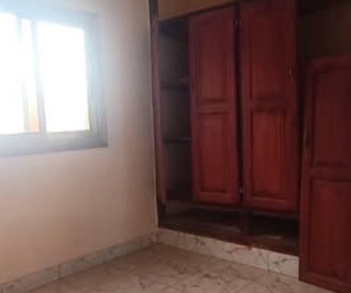Appartement moderne 2 chambres à louer – Nsimeyong Terre Rouge
