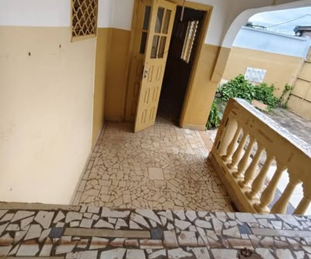 Appartement 3 chambres à Omnisport, Yaoundé