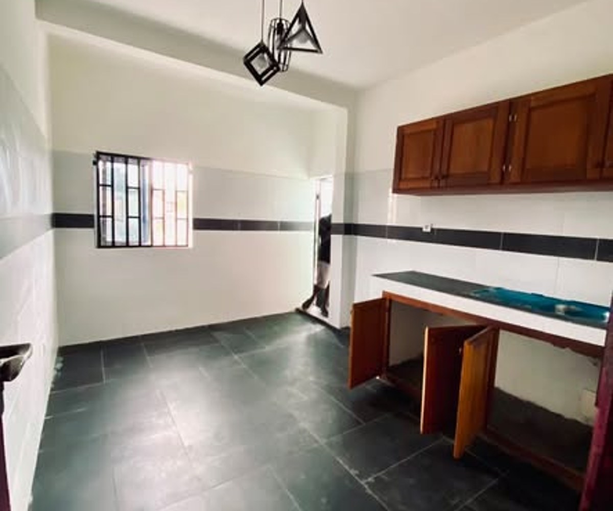 Appartement haut standing 2 chambres – Makepe Charles de Gaulle
