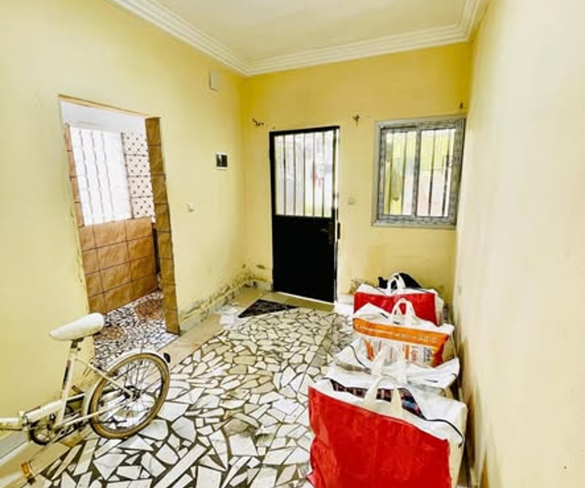 Chambre moderne à Biyem-Assi