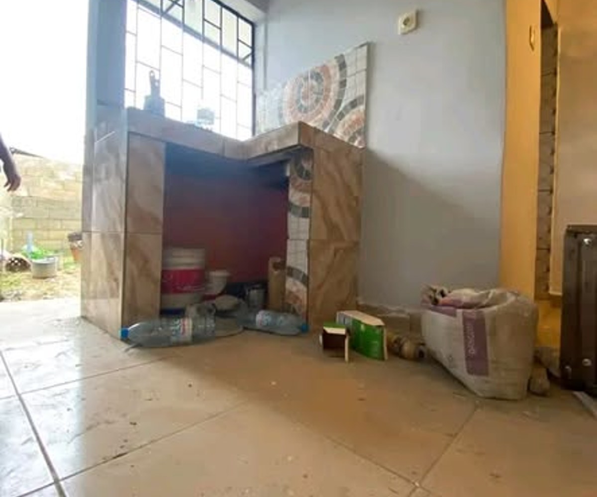 Chambre moderne à louer à Logbaba (Douala)
