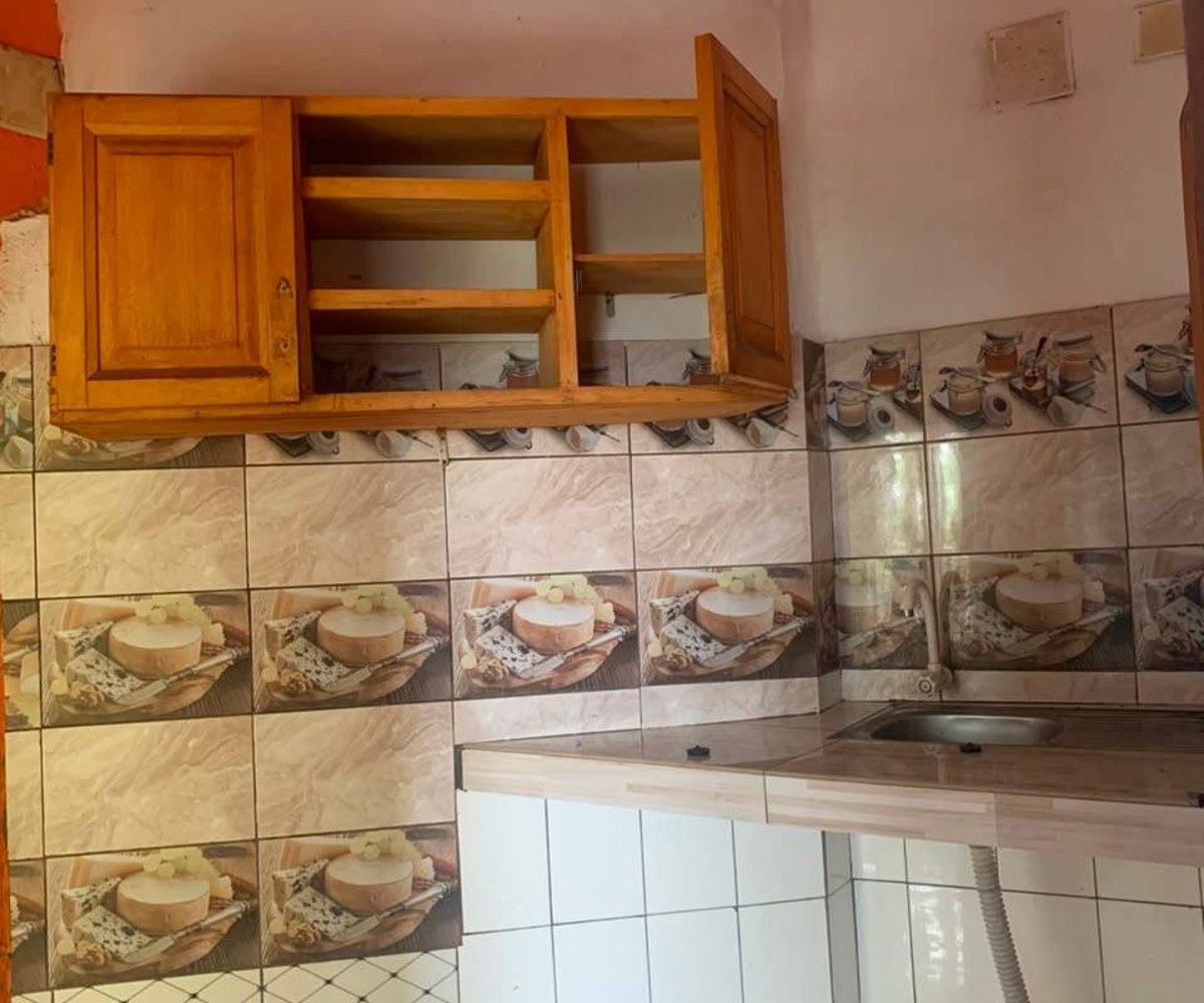 Studio moderne à louer à Ndogpassi