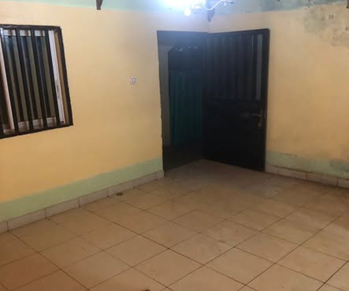 Studio bon standing – Nsimeyong, Yaoundé