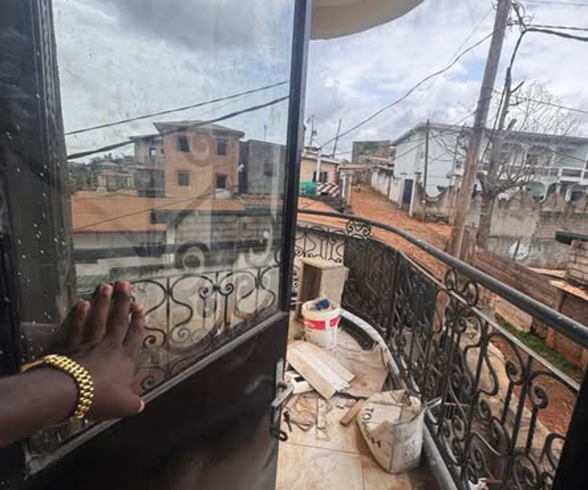 Appartement 3 chambres à louer à Emana - 150 000 FCFA/mois