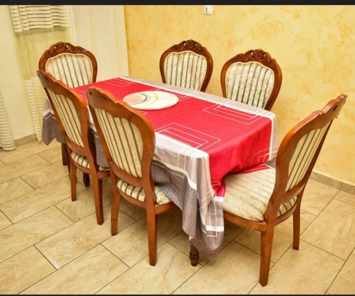 Chambres, studios et appartements meublés à Éfoulan et Obobogo - Yaoundé