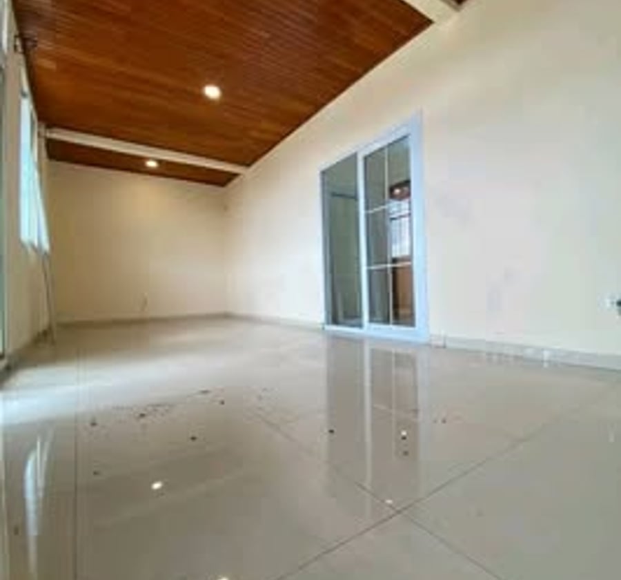Studio ultramoderne à louer - Cité des Palmiers, Douala