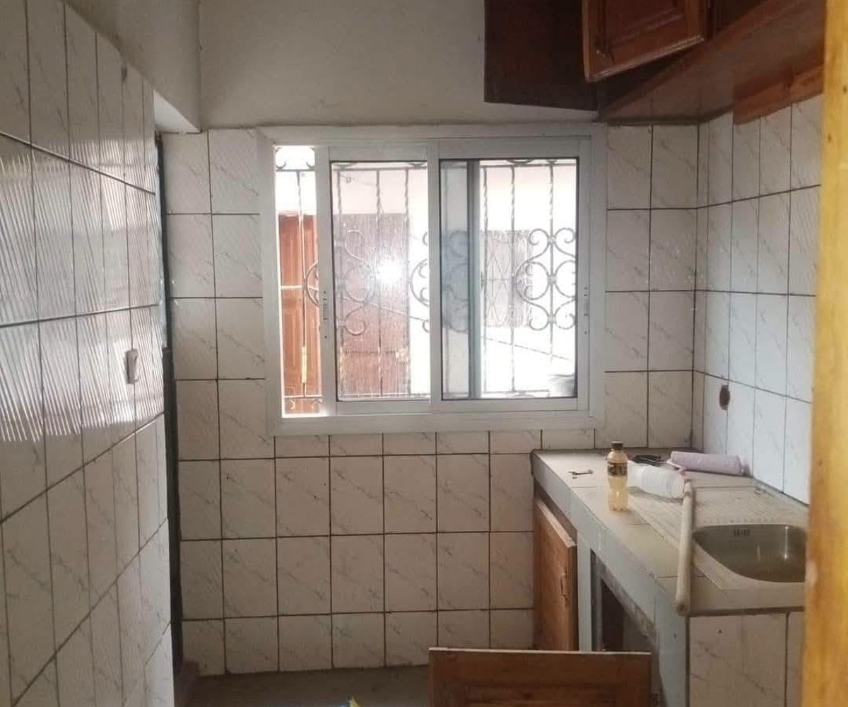 Studio moderne à louer - Carrefour MECC, Yaoundé