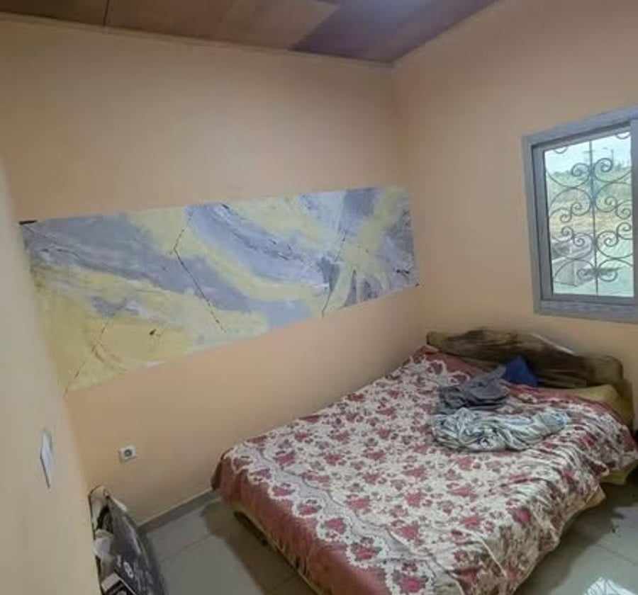 Studio moderne à louer à Odza - Petit Marché