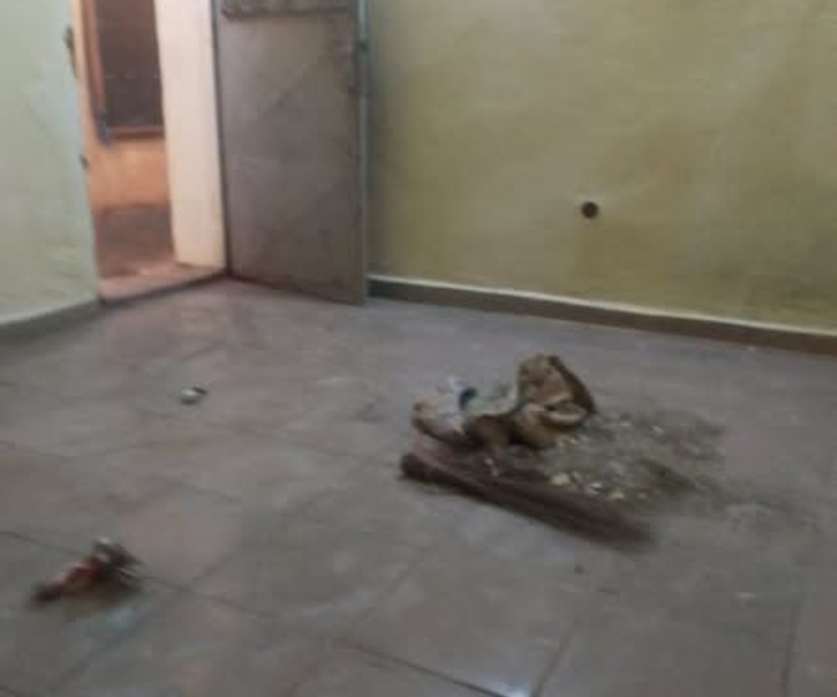 Chambre moderne à Nsimeyong - 30 000 XAF/mois