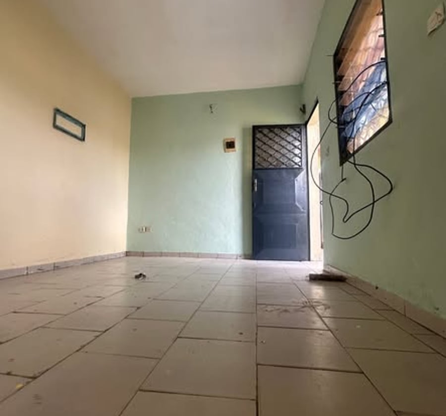 Studio moderne 4 pièces à PK 14 Douala