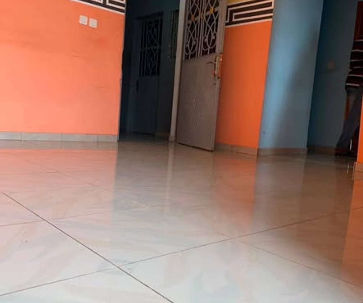 Studio moderne à Ndogbati, Carrefour Saint Nicolas