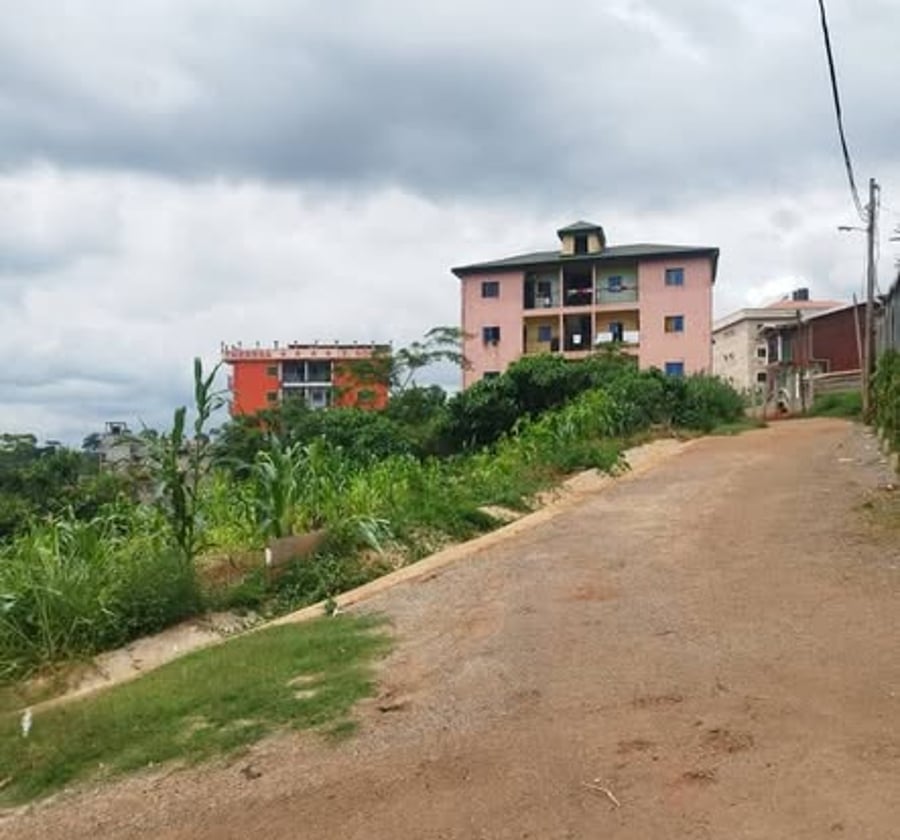 Terrain titré à Nkolfoulou, Yaoundé
