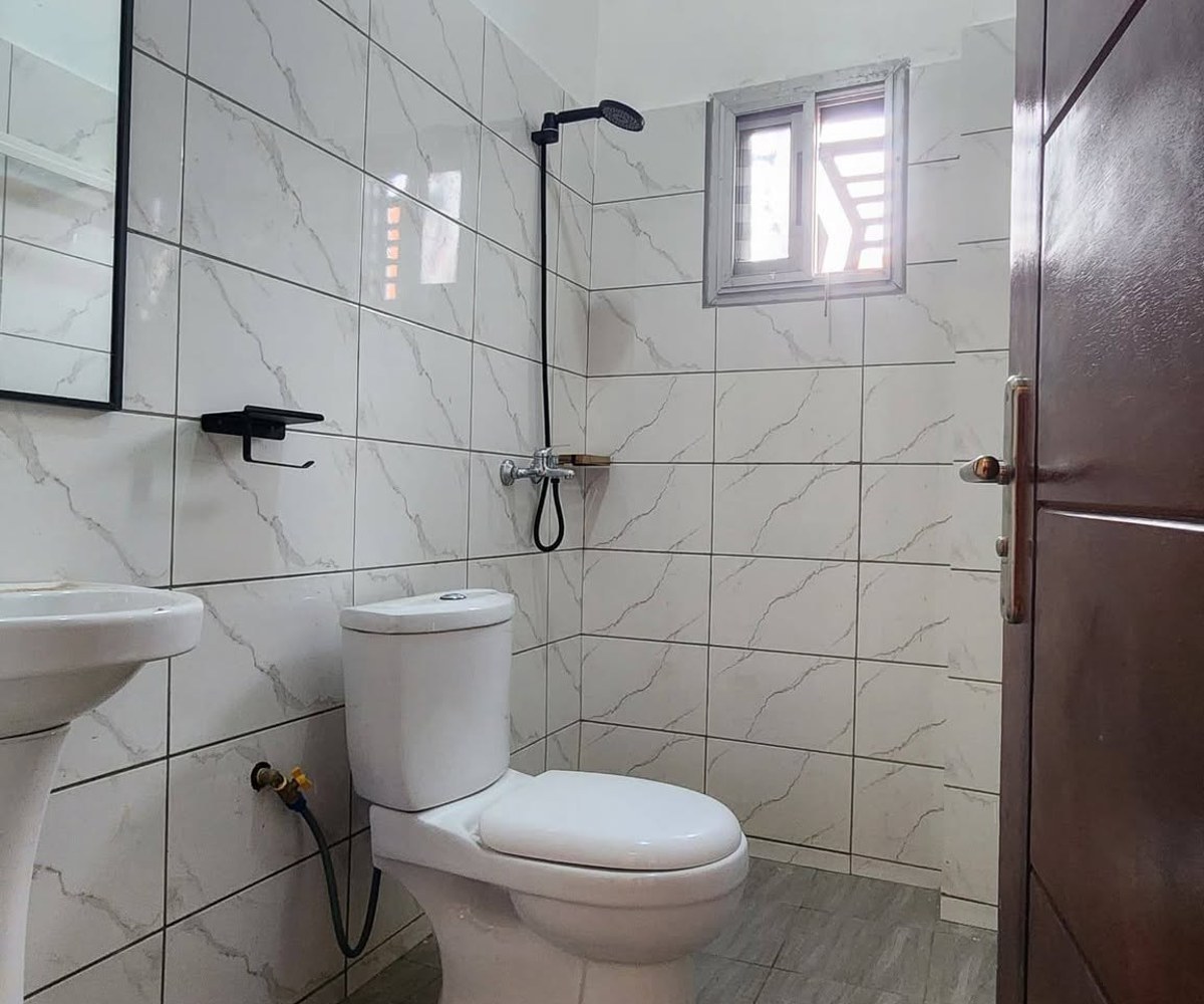 Chic appartement à louer à Odza Borne 10