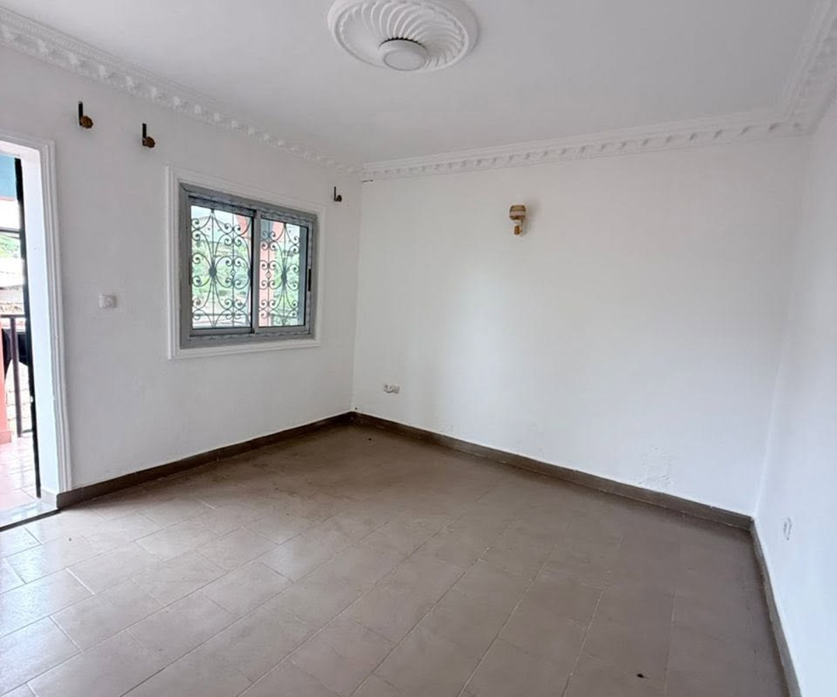 Studio moderne à louer - Fougerol, Yaoundé