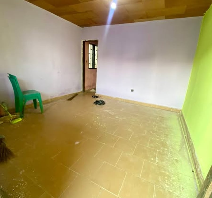 Deux studios à louer - Nyalla - Douala