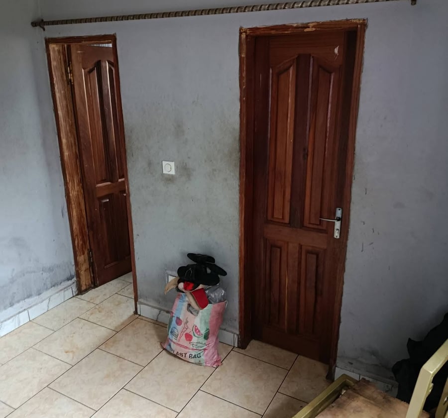 Chambre moderne à louer à Messassi
