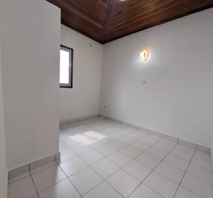 Studio haut standing à Logbessou
