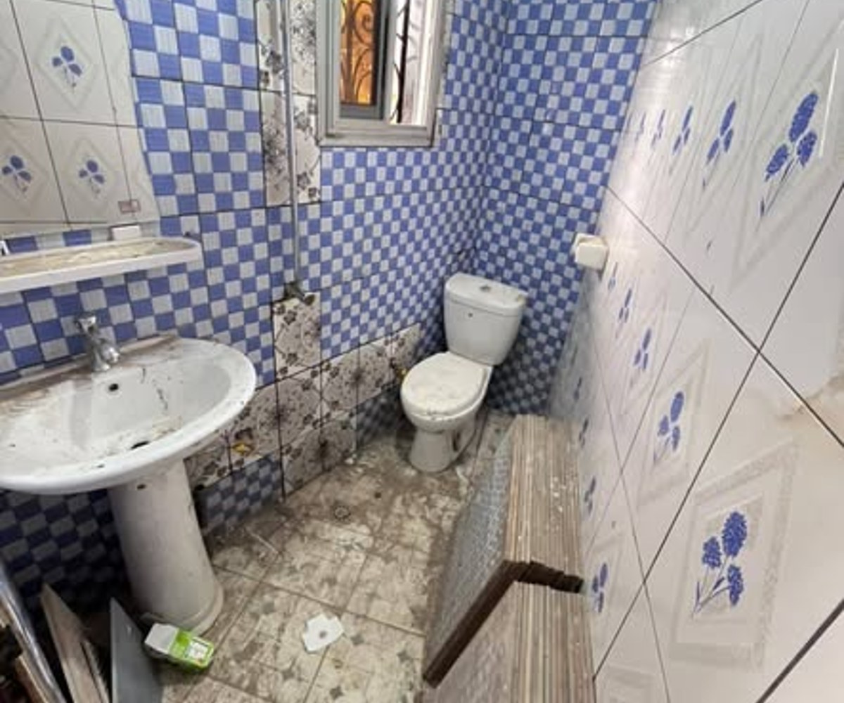 Vaste chambre moderne à Messassi