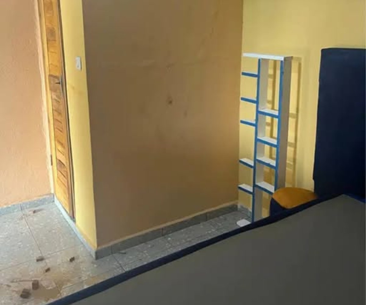 Chambre moderne à louer à Simbock Mbalgon