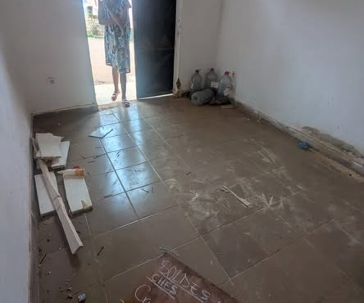 Boutique à louer - Mendong, Yaoundé