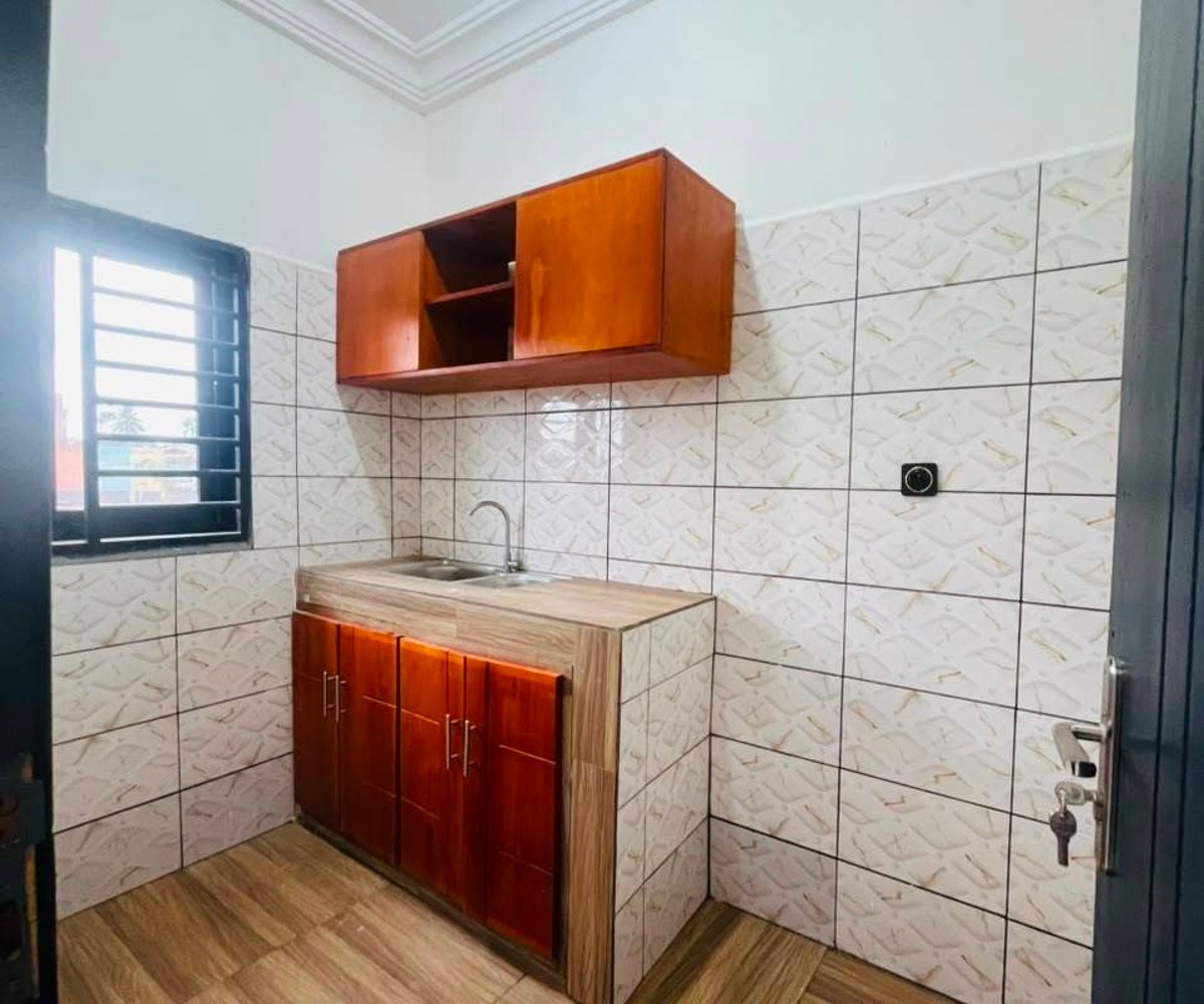 Studio ultra moderne à Odza