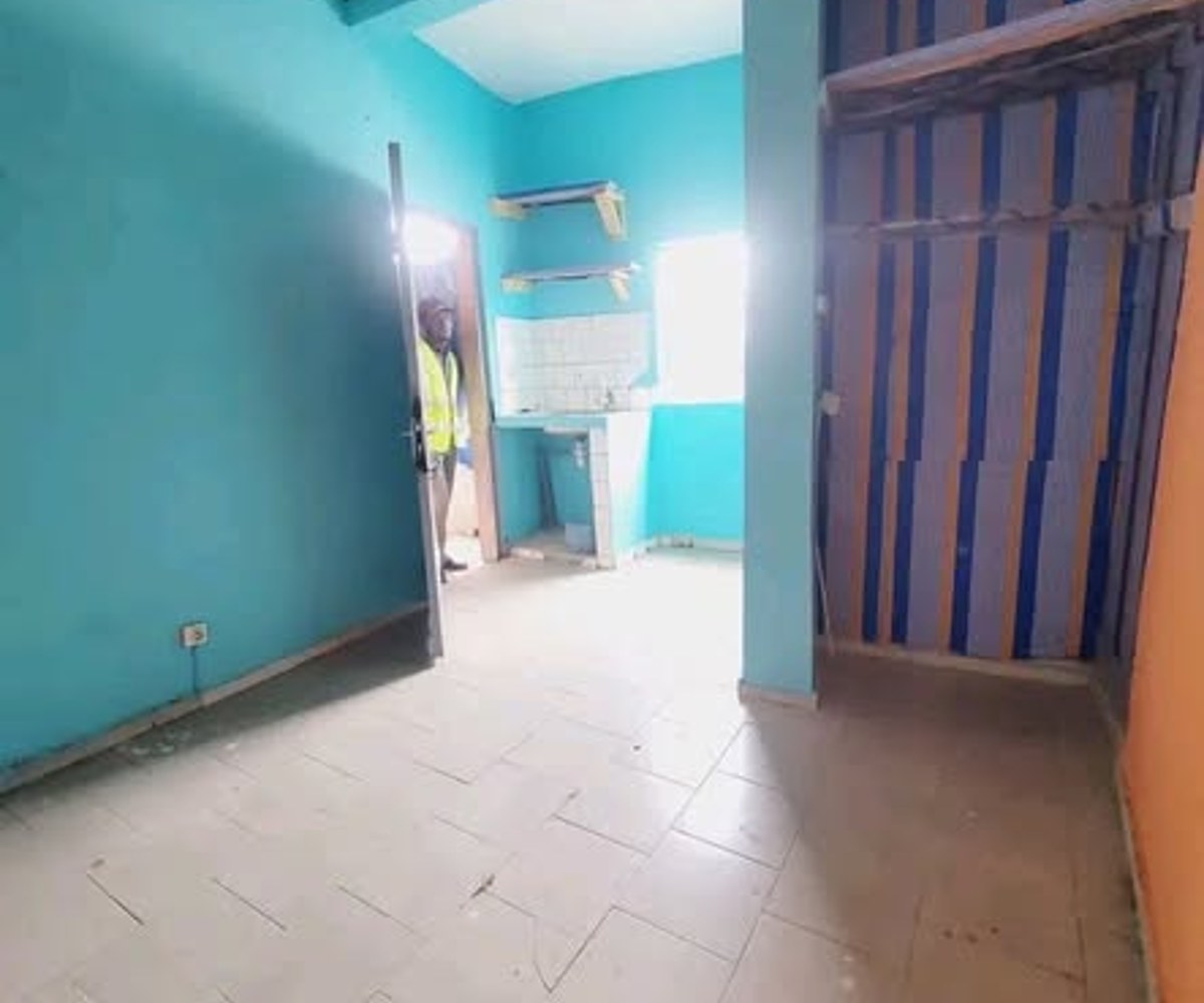 Très grande chambre moderne à l'étage - Ange Raphaël