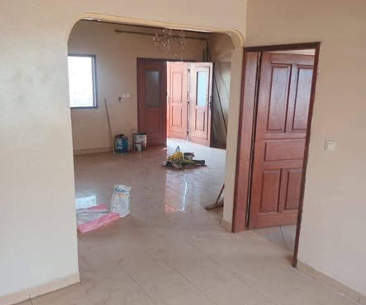Appartement à louer à Biteng, Yaoundé - 3 chambres