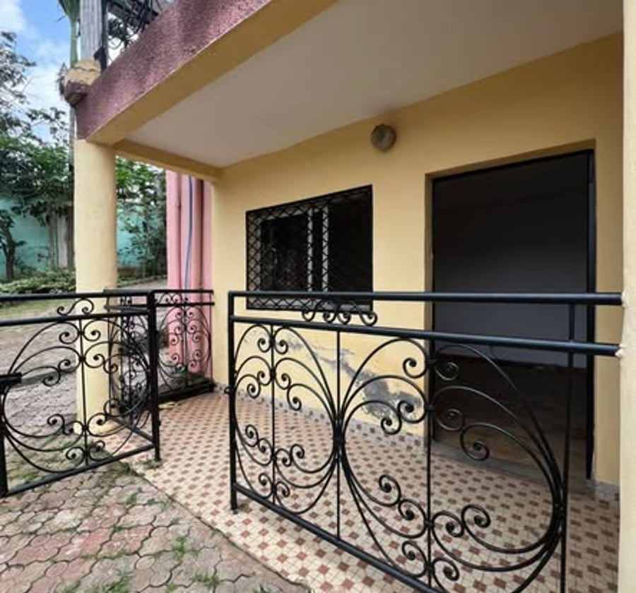 Studio à louer à Chapelle Ngousso - 80 000 FCFA