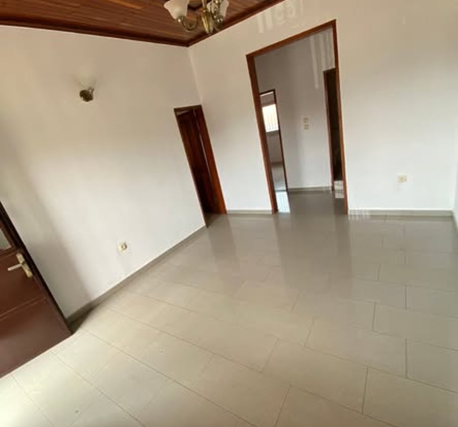 Appartement 2 chambres à Ngousso VIP - 85 000 XAF/mois