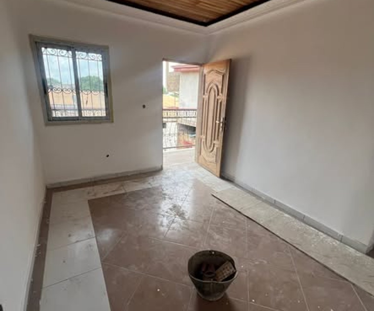 Studio moderne à louer à Nsam, Yaoundé