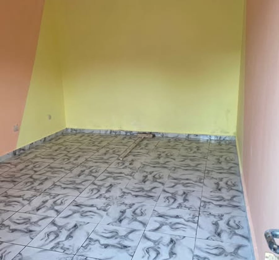 Studio moderne à louer - Yaoundé Ekie