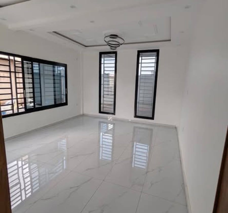 Vaste duplex VIP neuf à louer Olembe, Yaoundé
